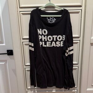 Boys SZ 14 CHASER Faded Black Long Sleeve 'No Photos Please' Shirt